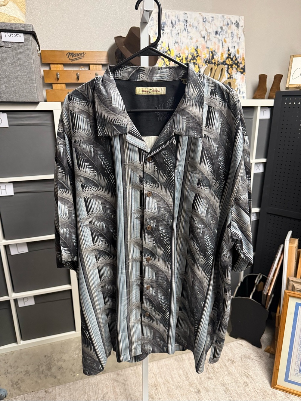 Tommy Bahama Vintage Short Sleeve Silk Button Hawaiian Shirt